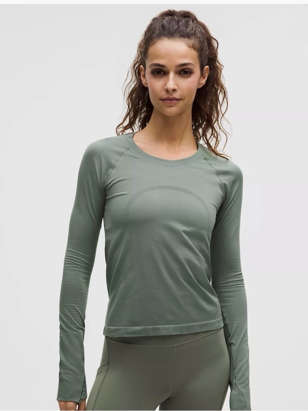lululemon athletica Olive Green Long Sleeve Swiftly Tech 2.0 Waist Length.